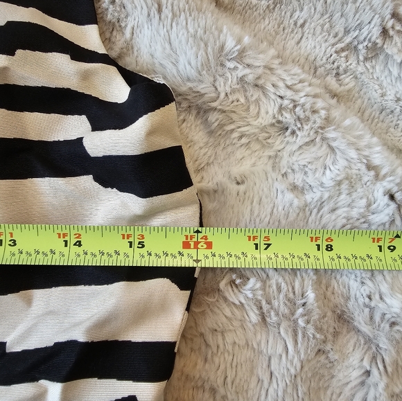 Hugo Boss Women Black Ivory Zebra Dress Size 2 Silk Cocktail Party $595 - Picture 12 of 12